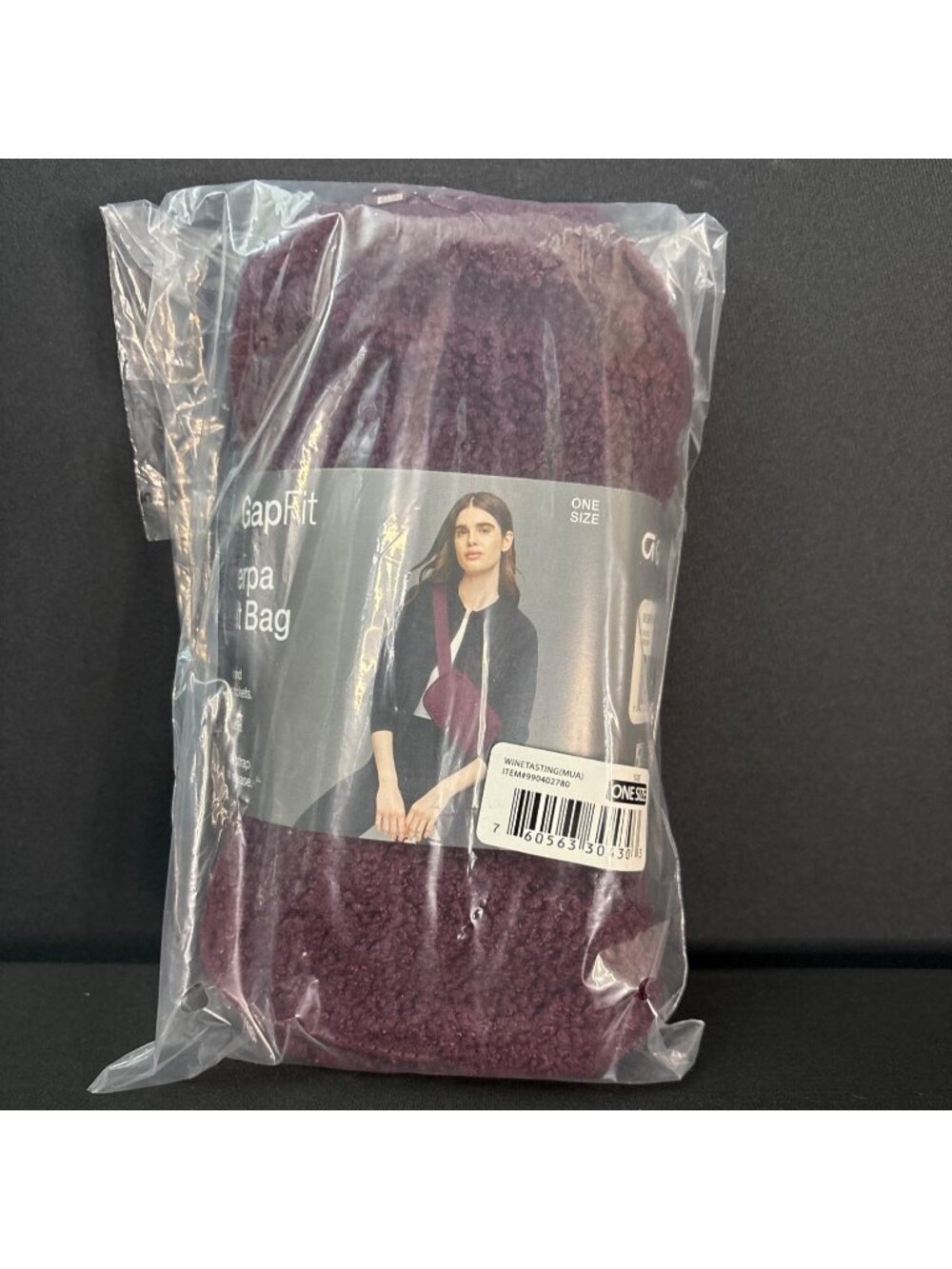 GapFit Sherpa Belt Bag Adjustable Strap Key Clip Burgundy One Size Crossbody - Picture 3 of 7